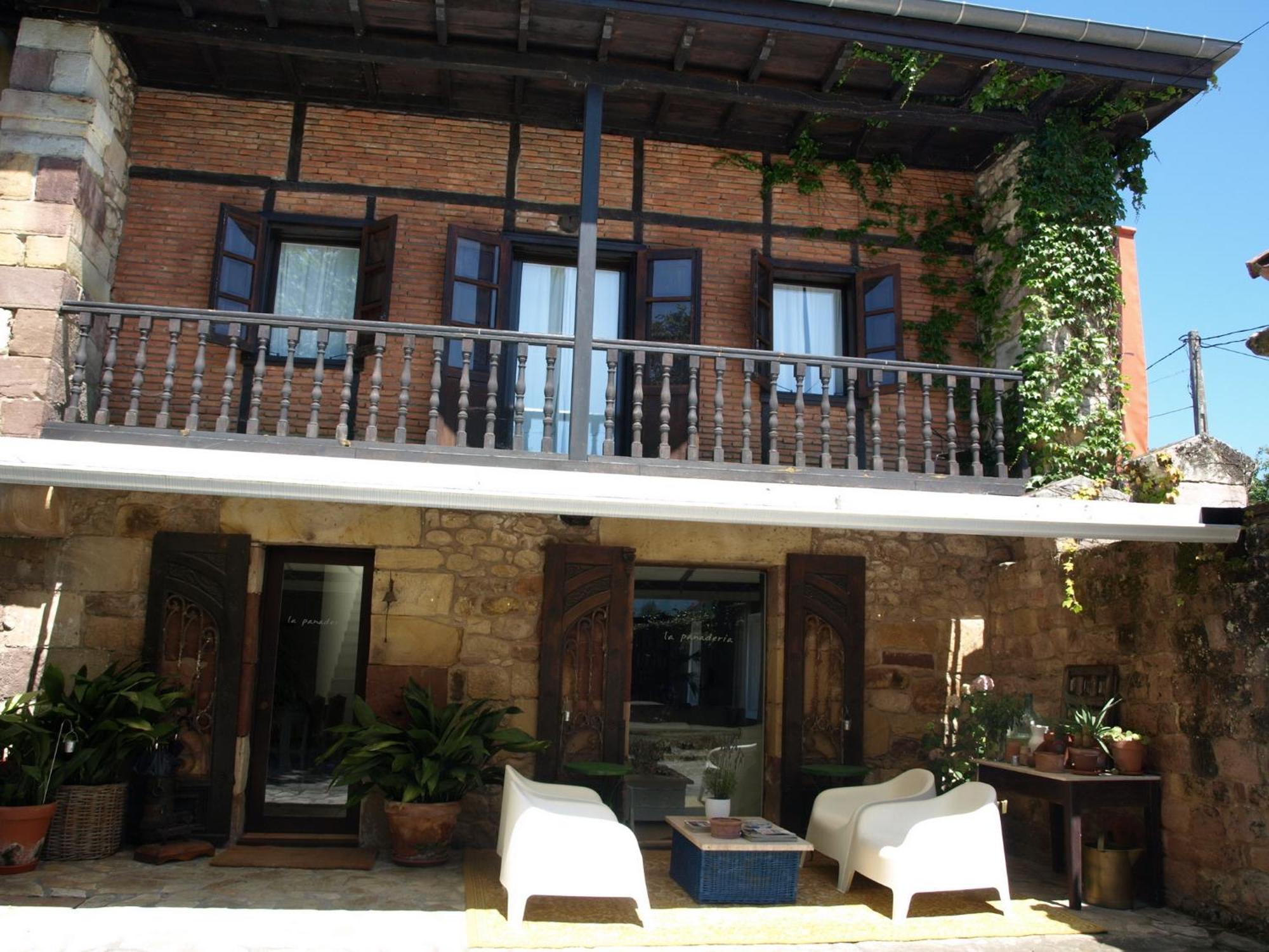 Posada La Panaderia De Castaneda Villabanez  Экстерьер фото